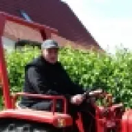 JohnDeere8200